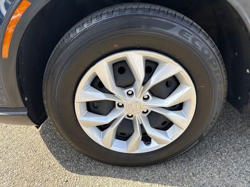 Used 2023 Honda CR-V LX image 2