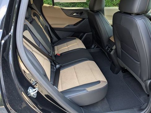 New 2027 Chevrolet Equinox ACTIV w/ Convenience Package III FWD image 29