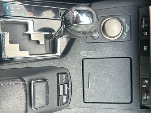 Used 2013 Lexus ES 300h w/ Luxury Pkg image 22