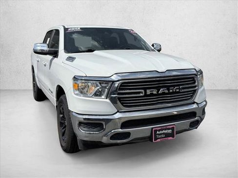 Used 2024 RAM 1500 Laramie AWD/4WD image 3