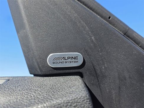 Used 2023 Dodge Charger SXT image 17