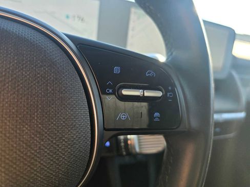 Used 2024 Hyundai Ioniq 5 SE image 30