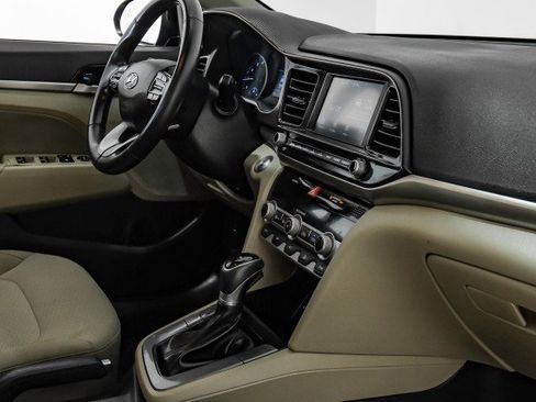 Used 2020 Hyundai Elantra Value Edition image 21