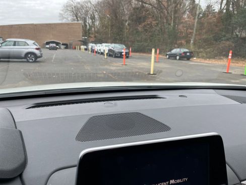 Used 2025 Nissan Altima 2.5 SV image 18