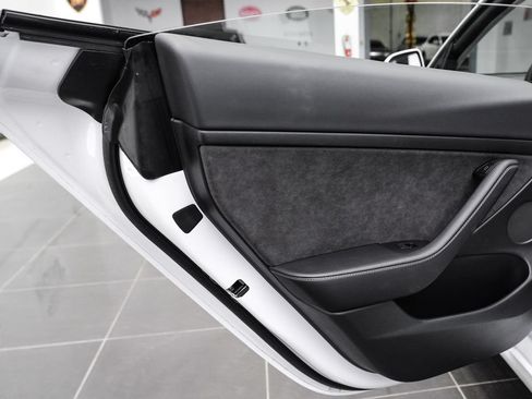 Used 2023 Tesla Model 3 Standard Range RWD image 41