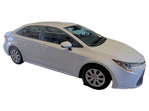 Used 2024 Toyota Corolla LE image 1