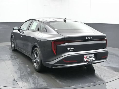 Used 2025 Kia K4 FWD image 11