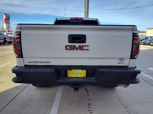 Used 2018 GMC Sierra 1500 SLT w/ Texas SLT Premium Package RWD image 5