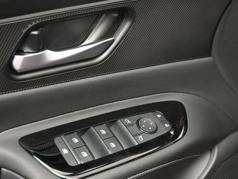 New 2026 Nissan Murano SV AWD/4WD image 15