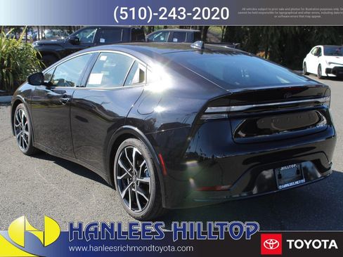 New 2026 Toyota Prius Plug-In Hybrid image 9