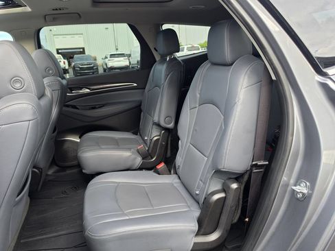 Used 2020 Buick Enclave Essence w/ LPO, Floor Liner Package FWD image 31