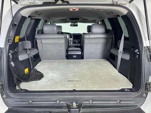 Used 2008 Toyota Sequoia Platinum AWD/4WD image 13