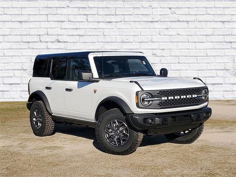 New 2025 Ford Bronco Badlands image 36