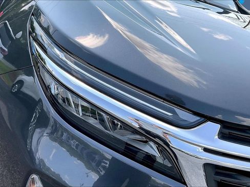 Used 2023 Chevrolet Equinox LT w/ Driver Convenience Package AWD/4WD image 31