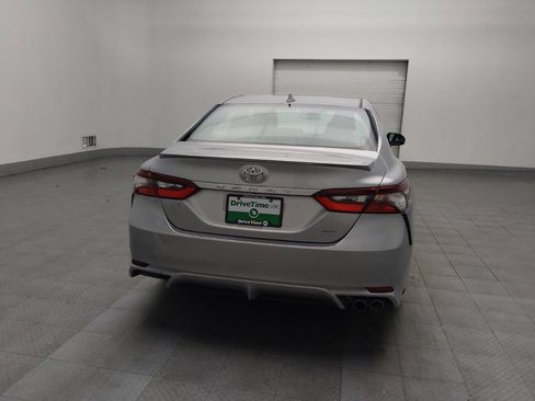 Used 2021 Toyota Camry SE FWD image 7