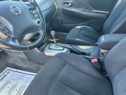 Used 2003 Nissan Altima 3.5 SE image 3