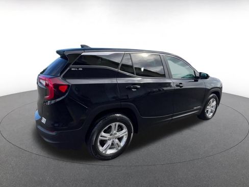 Used 2024 GMC Terrain SLE FWD image 14