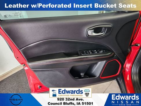 Used 2018 Jeep Compass Trailhawk w/ Leather Interior Group AWD/4WD image 20