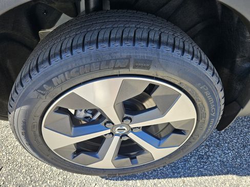 New 2026 Volvo XC40 B5 Plus w/ Protection Package Premier image 10