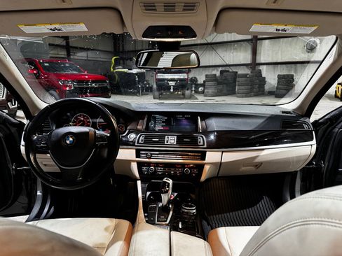 Used 2014 BMW 528i Sedan image 27
