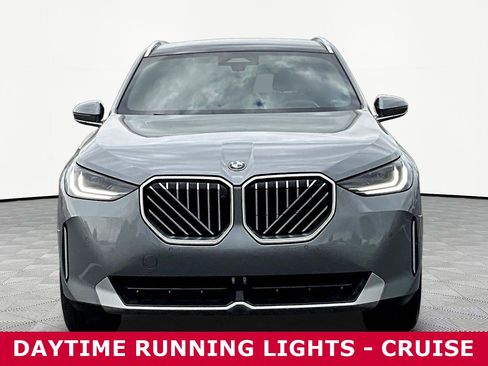 Used 2025 BMW X3 xDrive30i w/ Premium Package image 2