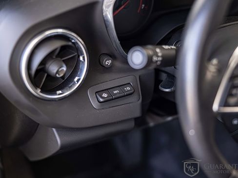 Used 2018 Chevrolet Camaro SS RWD image 20