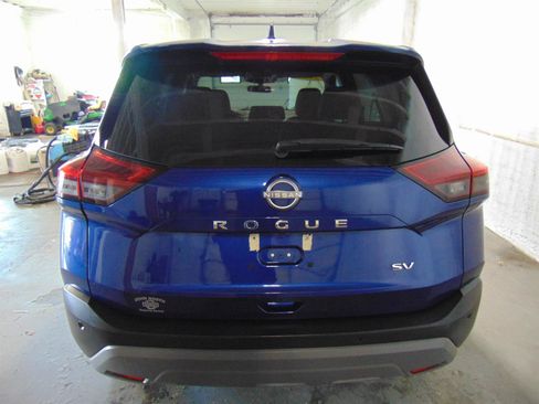 Used 2023 Nissan Rogue SV FWD image 5