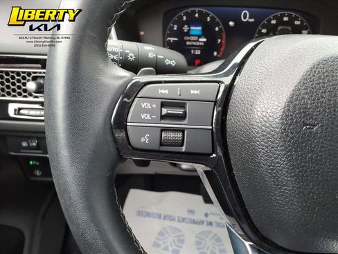 Used 2023 Honda Civic Touring image 14