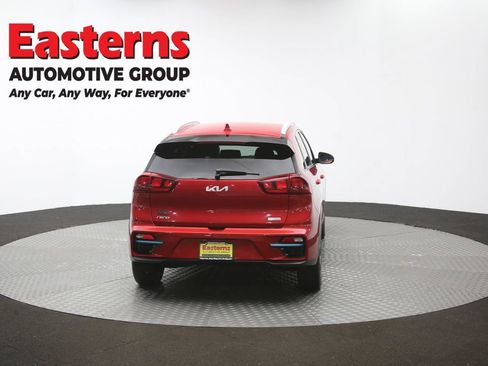 Used 2022 Kia Niro EX w/ Cold Weather Package FWD image 39