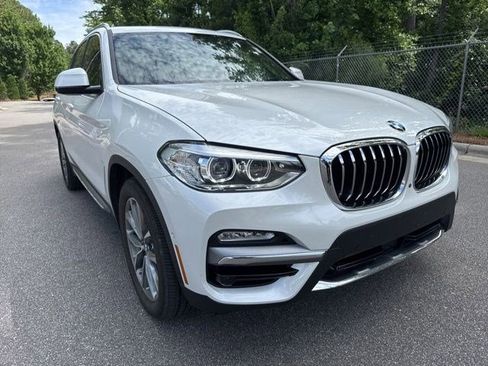 Used 2019 BMW X3 xDrive30i w/ Premium Package AWD/4WD image 3