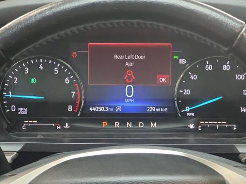 Used 2021 Ford Explorer Limited w/ Equipment Group 301A AWD/4WD image 22