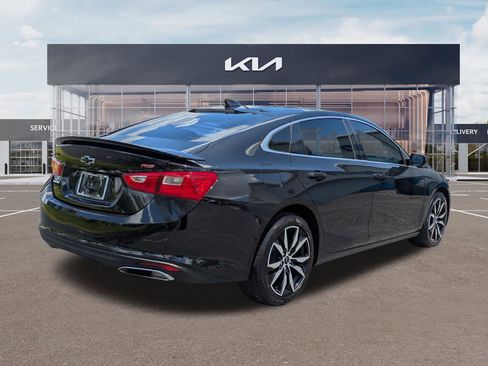 Used 2021 Chevrolet Malibu RS FWD image 4