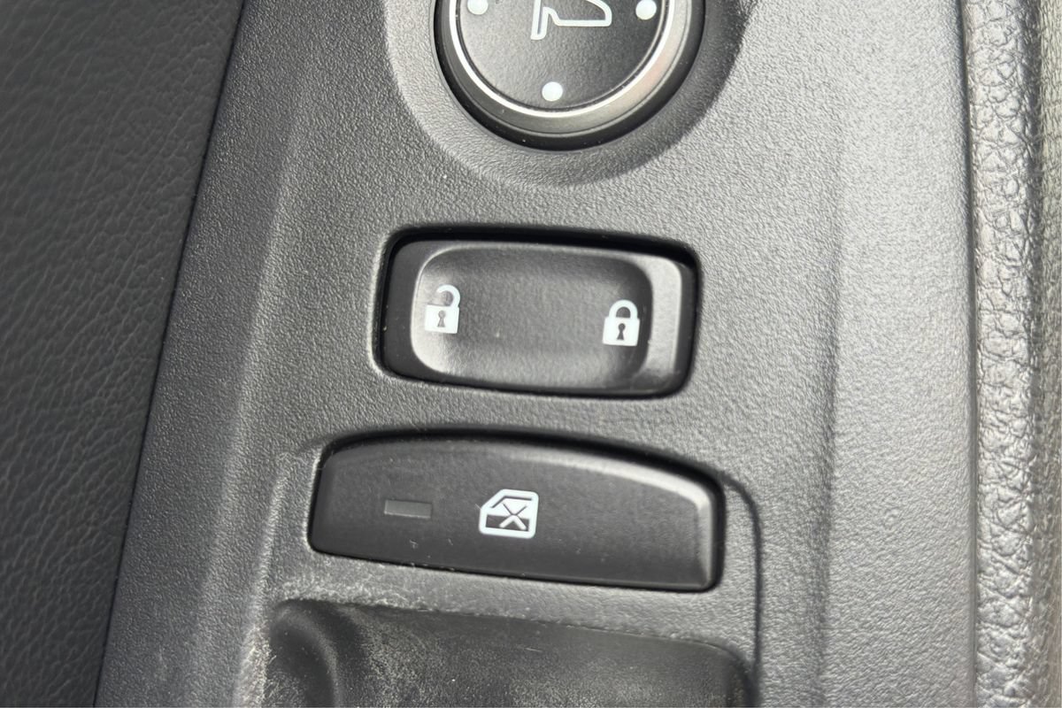 Used 2018 Honda Accord EX image 39