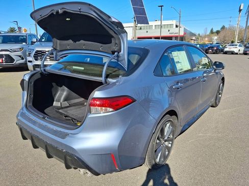 New 2026 Toyota Corolla SE w/ SE Premium Package image 9