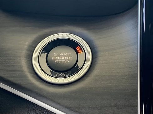 New 2025 Jeep Grand Cherokee L Limited w/ Black Appearance Package image 40