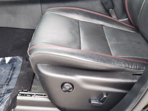 Used 2024 Dodge Durango GT RWD image 25