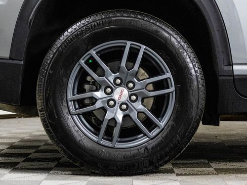 Certified 2025 GMC Acadia Elevation image 42