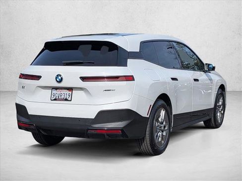 Certified 2023 BMW iX xDrive50 AWD/4WD image 5