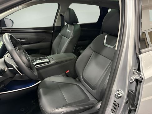 Used 2024 Hyundai Tucson Limited FWD image 13