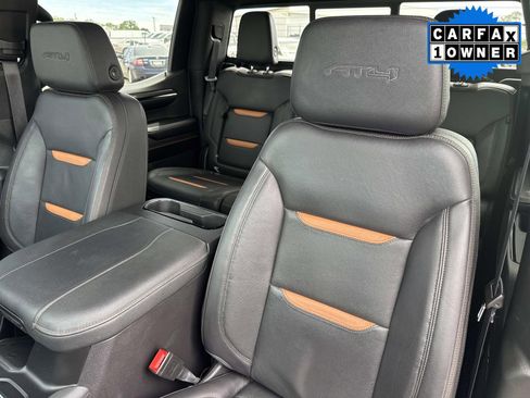 Used 2024 GMC Sierra 1500 AT4 w/ Technology Package AWD/4WD image 27