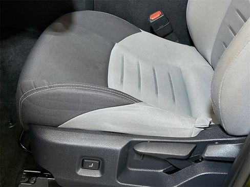 Used 2025 Toyota Tacoma TRD Off-Road image 16