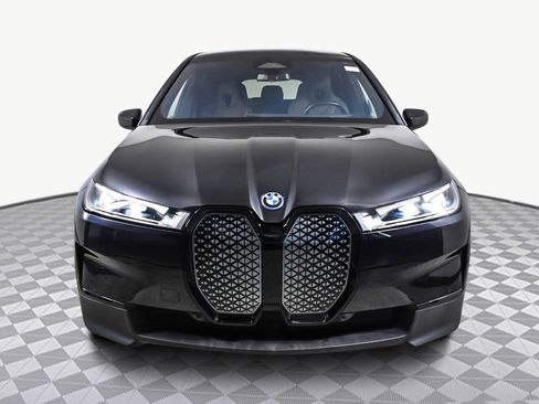 Used 2024 BMW iX xDrive50 image 2