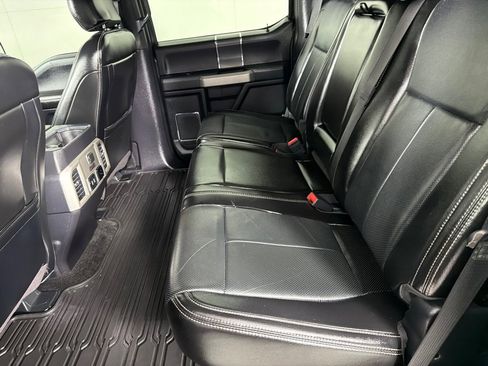 Used 2018 Ford F150 Lariat w/ Equipment Group 502A Luxury AWD/4WD image 17