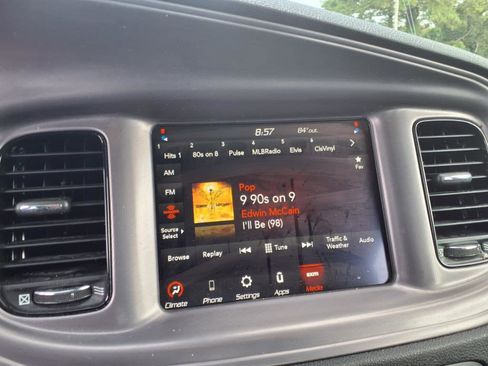 Used 2023 Dodge Charger SXT w/ Blacktop Package image 27