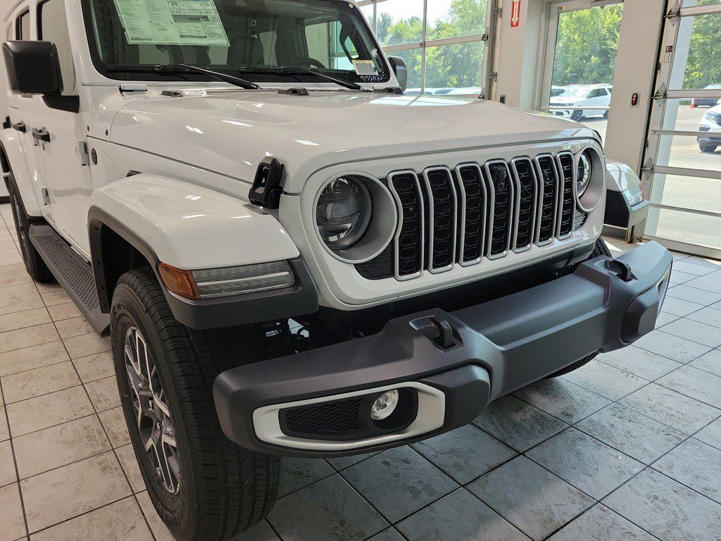 New 2025 Jeep Wrangler Unlimited Sahara AWD/4WD image 26
