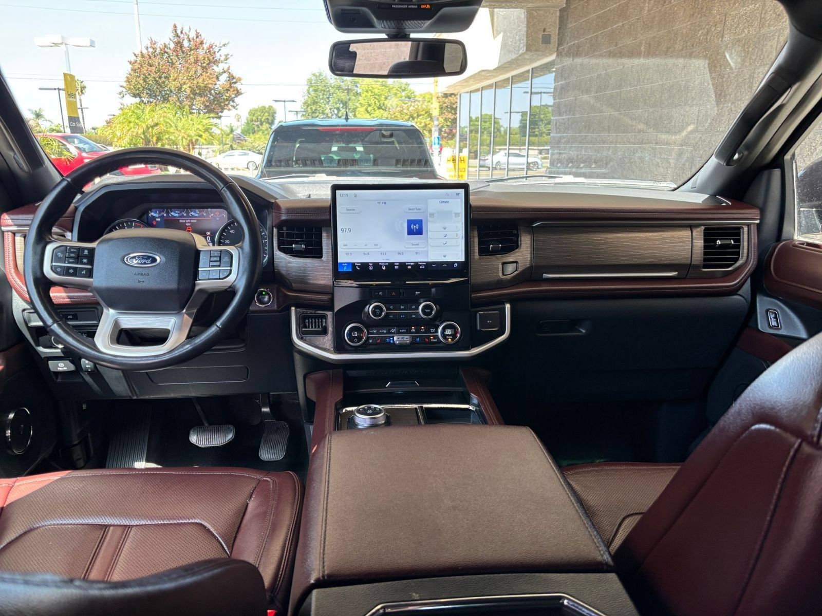 Used 2024 Ford Expedition Max Limited AWD/4WD image 36