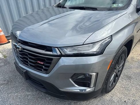 Used 2023 Chevrolet Traverse RS w/ LPO, Cargo Package AWD/4WD image 5