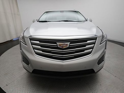 Used 2018 Cadillac XT5 Luxury w/ Driver Awareness Package AWD/4WD image 11