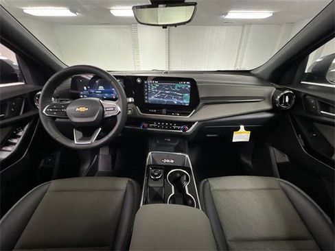 New 2026 Chevrolet Equinox LT w/ Convenience Package II image 20