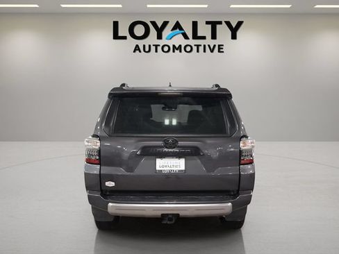 Used 2023 Toyota 4Runner TRD Off-Road Premium w/ Off Road Premium Plus Package AWD/4WD image 4